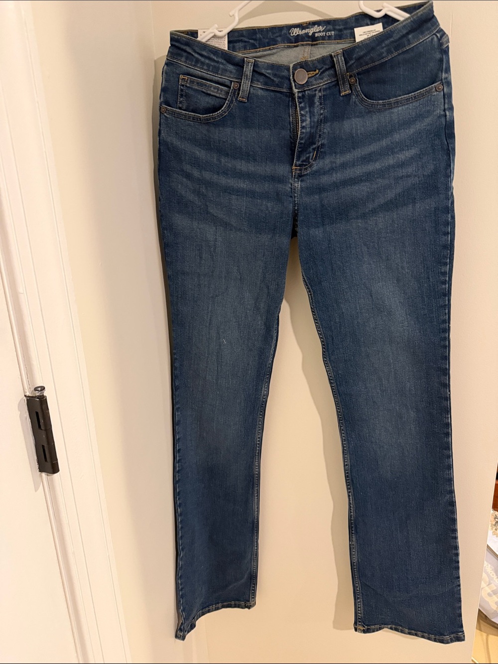 Wrangler Women's Deep Indigo Straight Leg Jeans